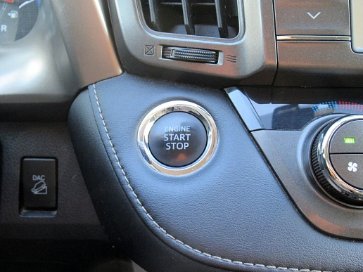 Купить Тойота Новый RAV4 2013г.