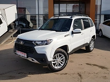 Lada Niva Travel