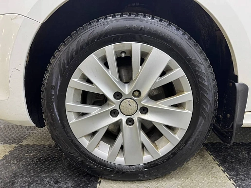 Купить Фольксваген ДЖетта 2014г.