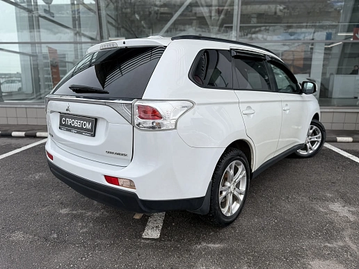 Купить Митсубиси Оутлендер 2013г.