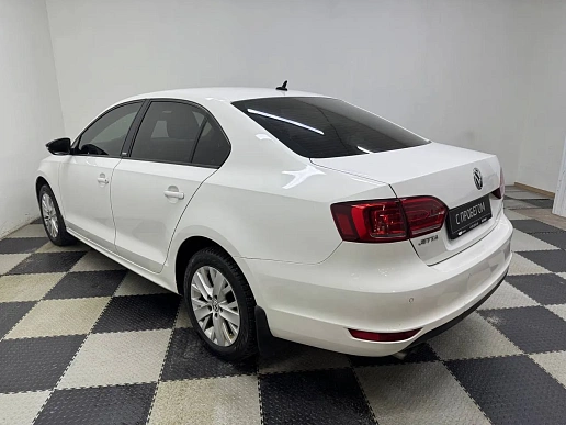 Купить Фольксваген ДЖетта 2014г.