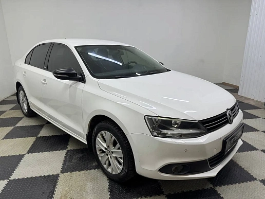 Купить Фольксваген ДЖетта 2014г.