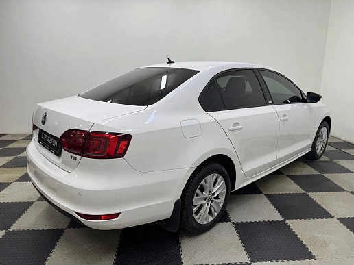 Купить Фольксваген ДЖетта 2014г.