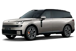 Lynk & Co 900